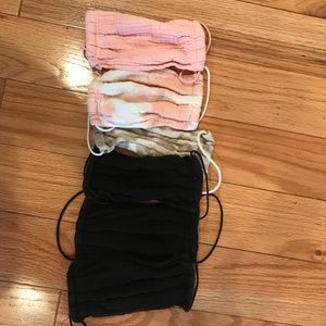 6 Kitch masks, washed but not worn, black & blush